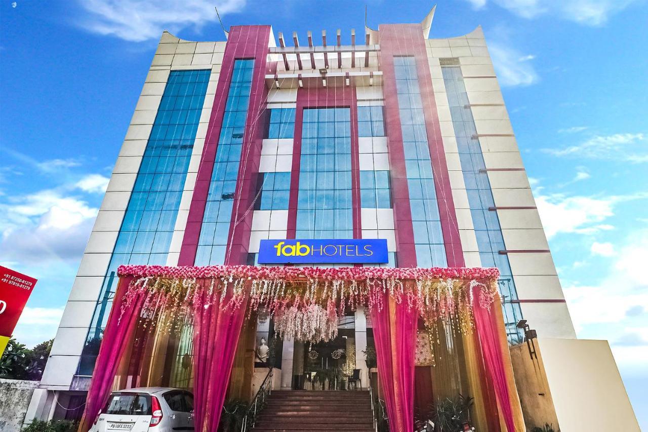 Fabhotel Prime Z Grand Ludhiana Esterno foto